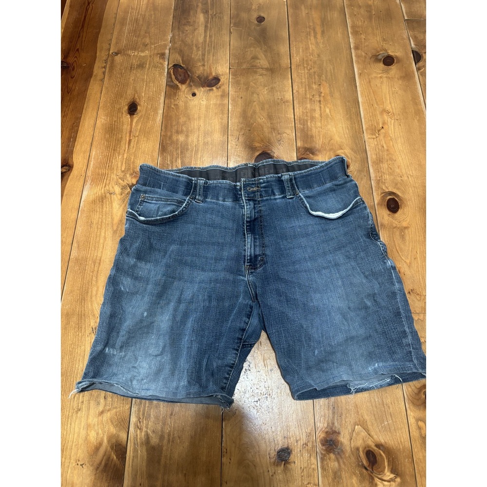 DENIZEN from Levi's Men's Denim Shorts Blue Stretch Button Fly Casual